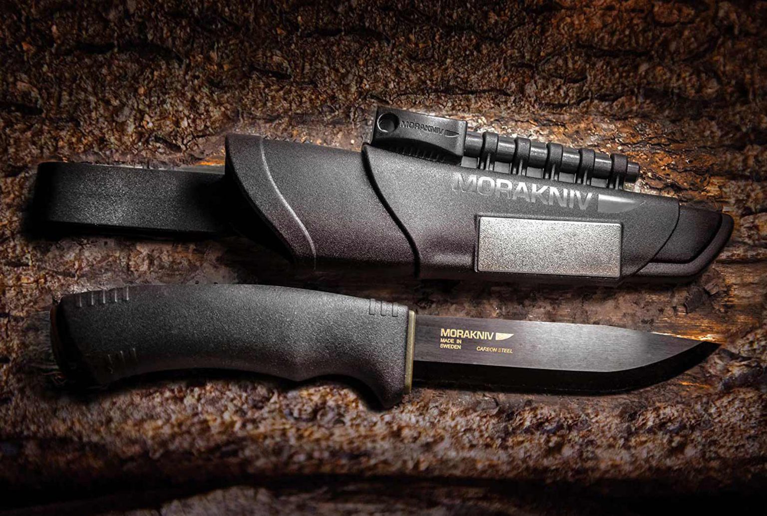 Bushcraft Knives vs. Survival Knives