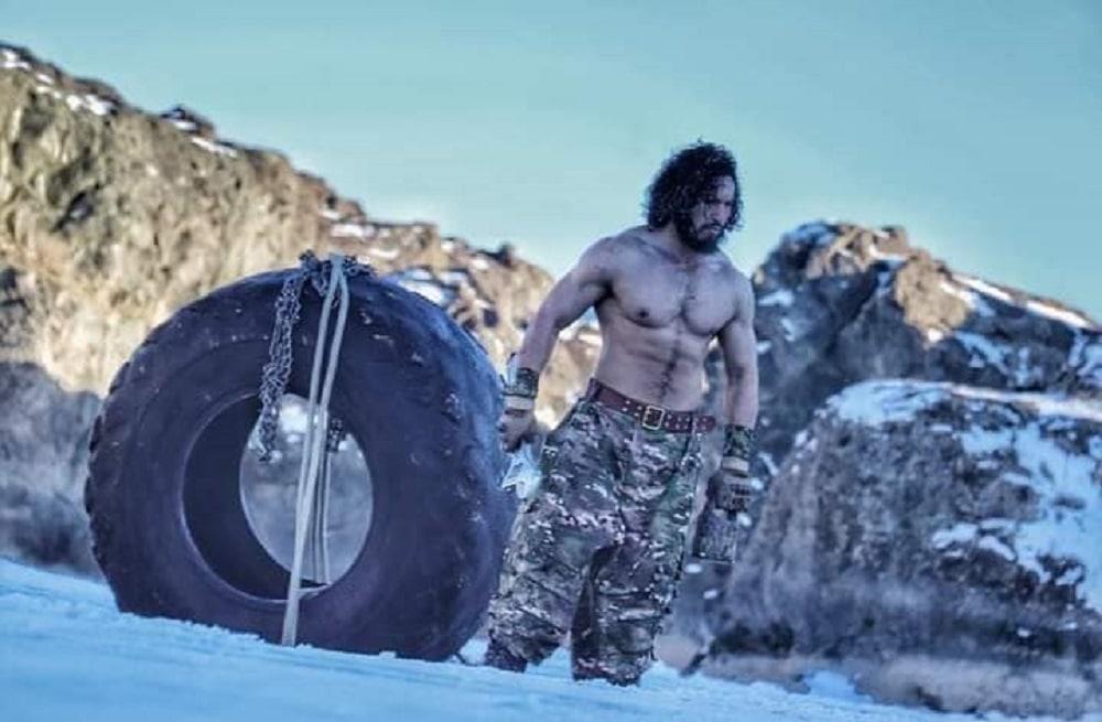 afghan bodybuilder, muscle man, Raqib Farooqi