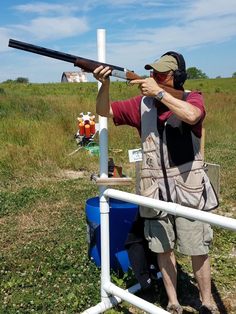 Semi automatic shotgun shell catcher Trap Shooting Skeet Sporting Clays NEW