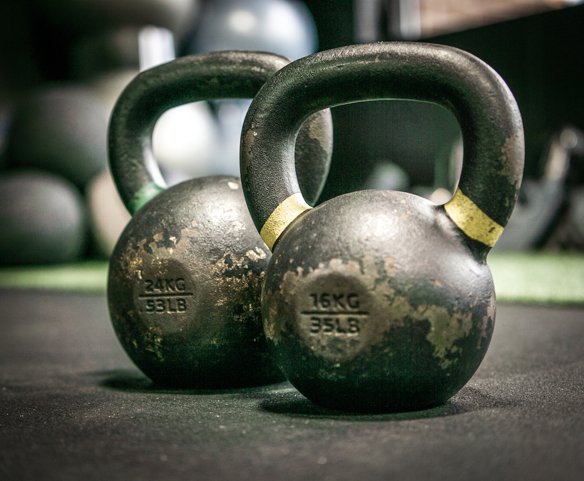 Fitness-Mad Black 20kg Kettlebell