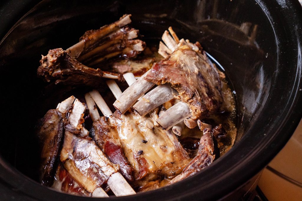 deer ribs in slow cooker