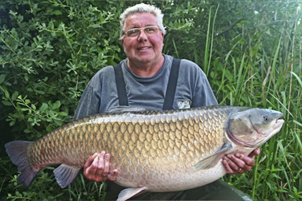 biggest grass carp ever caught