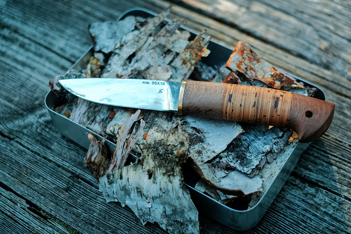 https://freerangeamerican.us/wp-content/uploads/2022/11/Knife-and-Dry-Bark.jpg