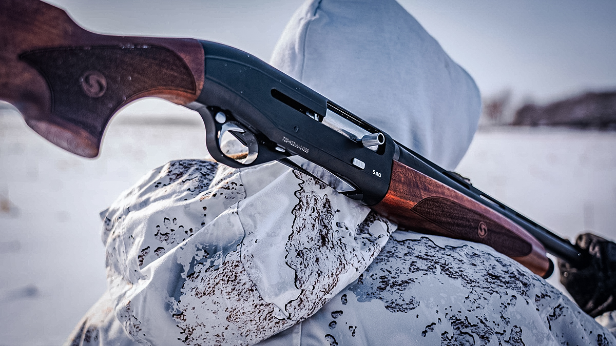 Savage Arms Stevens 560 Field Shotgun