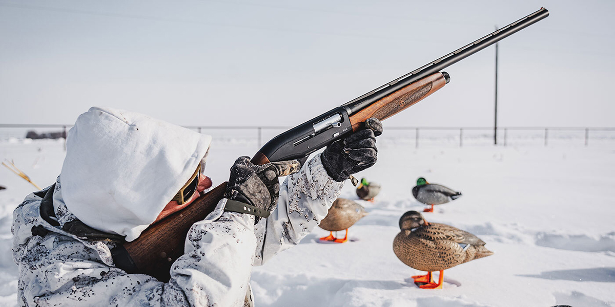 Savage Arms Stevens 560 Field Shotgun